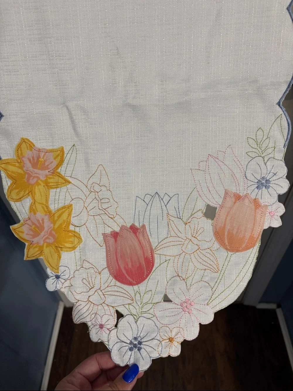 White Scalloped Floral Embroidered Table Runner with Blue Trim